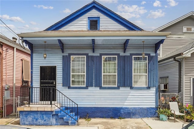 view of front of house featuring covered porch