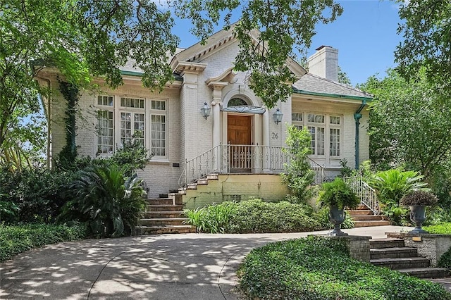 view of front of house