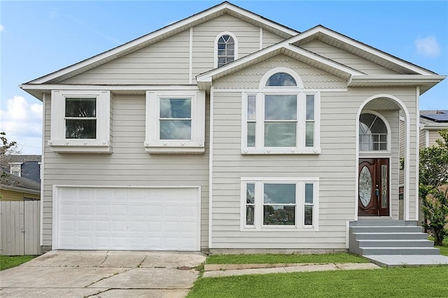 view of front facade featuring a garage