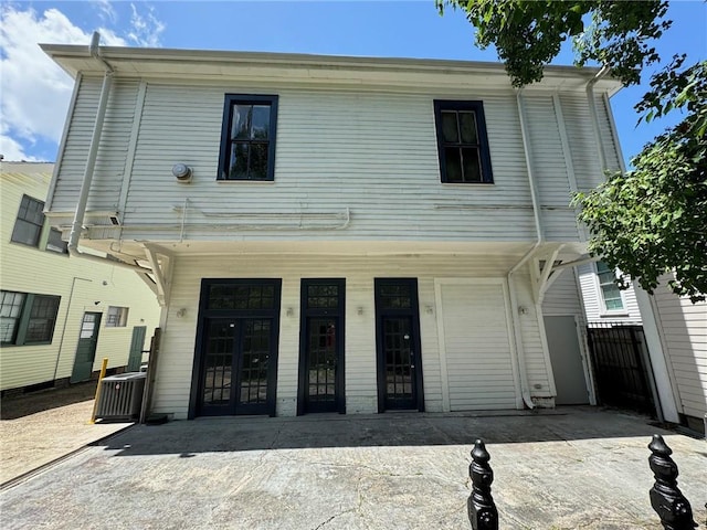 593739 Freret St, New Orleans, LA 70115 - view of front of house featuring french doors and a porch
