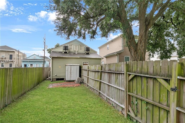 view of yard with cooling unit