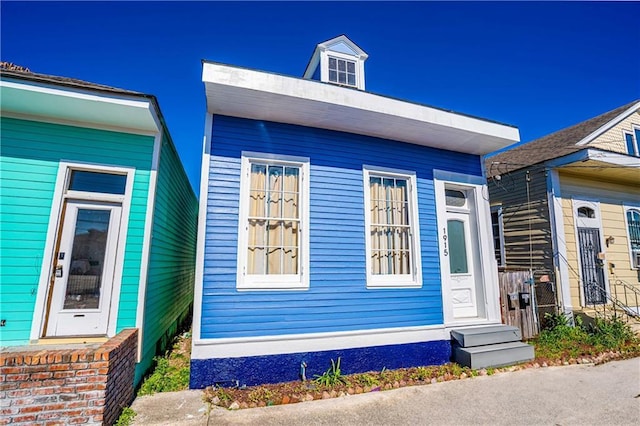 view of front of house with entry steps