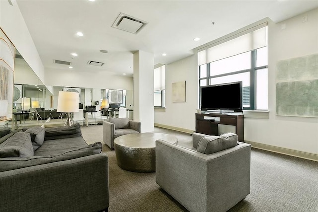common area featuring recessed lighting