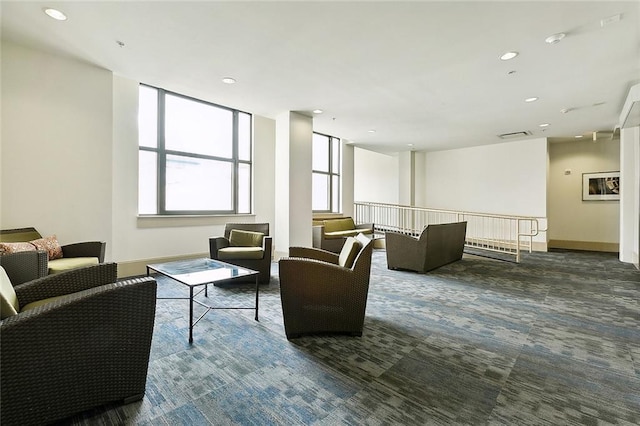 lobby featuring recessed lighting