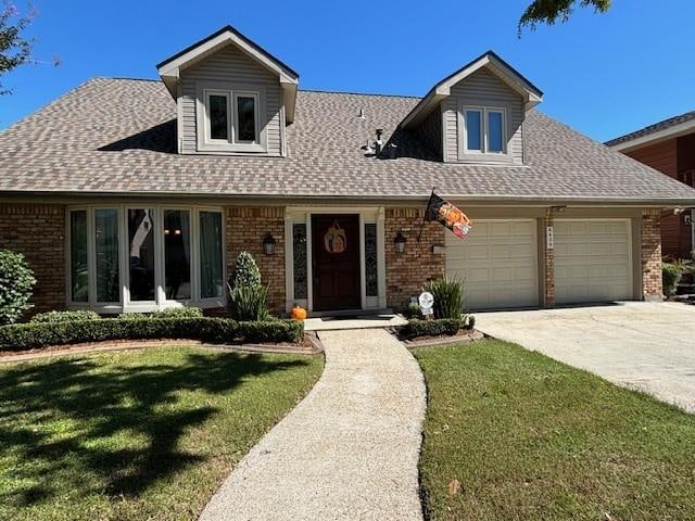 view of front of home with a front yard