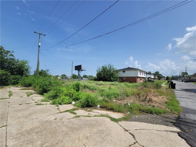 4659 Francis Dr, New Orleans, LA 70126