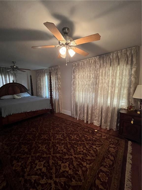 bedroom featuring ceiling fan