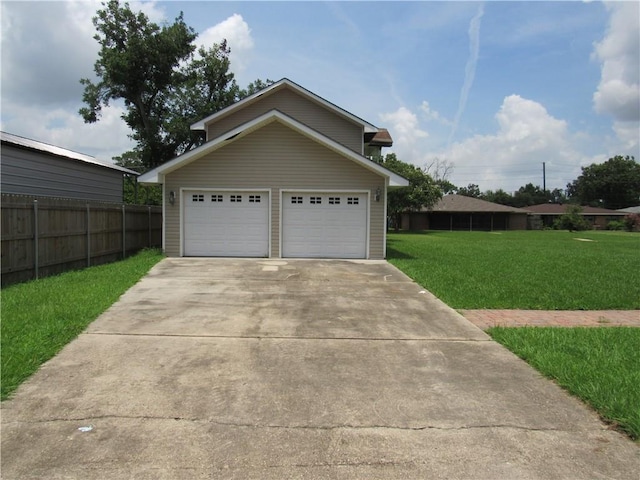 exterior space featuring a yard