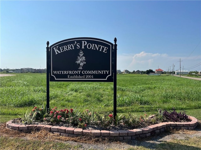 108 W Kerrys Pointe Pt, Des Allemands, LA 70030