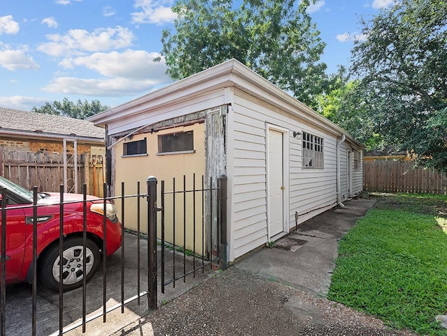 view of outbuilding