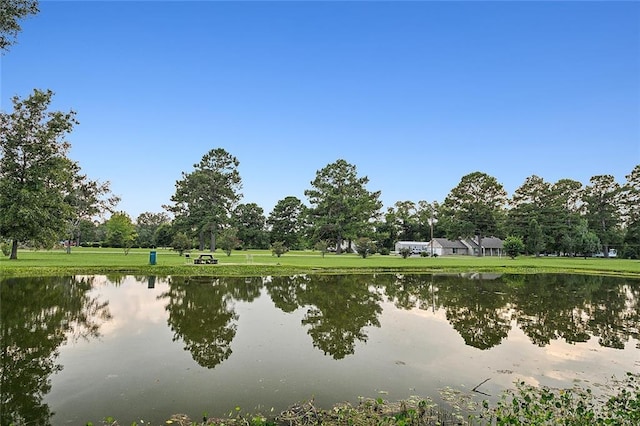 view of water feature