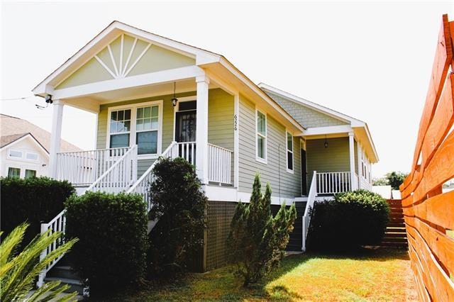 exterior space with a porch