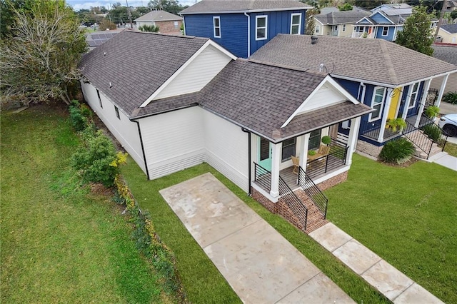 bird's eye view with a residential view