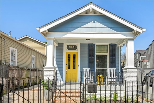 view of front of home featuring a porch