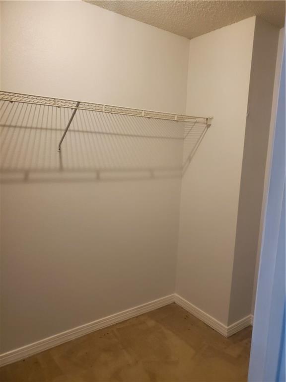 1122 Lori Dr, Slidell, LA 70461 - view of walk in closet