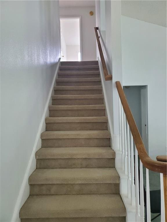 1122 Lori Dr, Slidell, LA 70461 - view of stairs