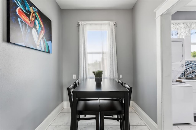 dining space featuring a wealth of natural light