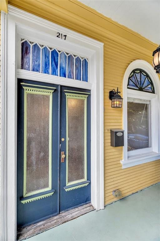 view of doorway to property