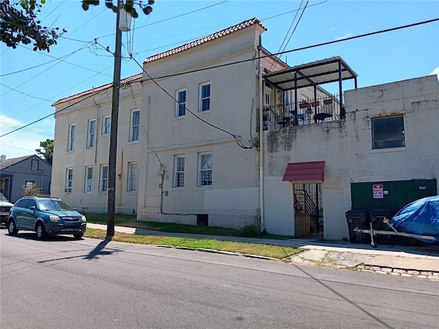 view of building exterior