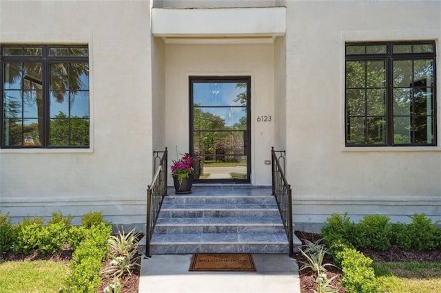 view of property entrance