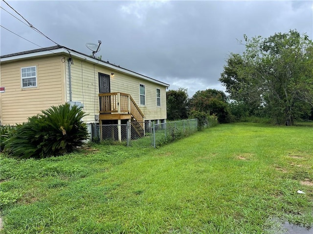 4653 Dale St, New Orleans, LA 70126 - view of yard