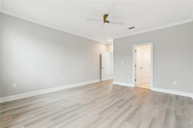 unfurnished bedroom featuring light hardwood / wood-style floors, ceiling fan, and crown molding