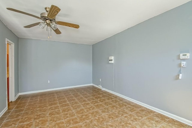 empty room with ceiling fan