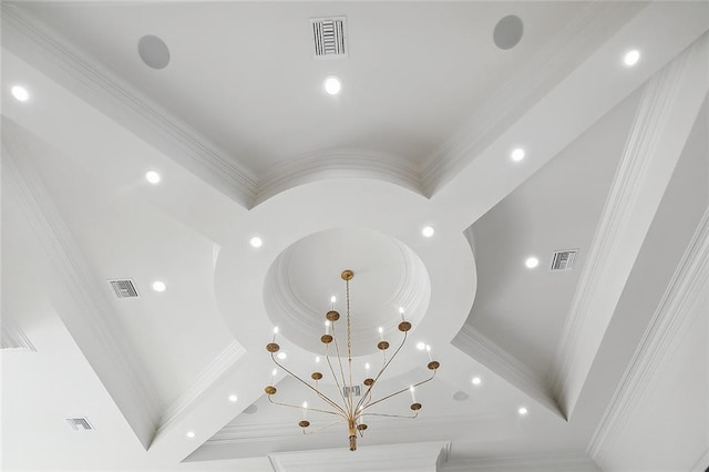 room details featuring an inviting chandelier and crown molding