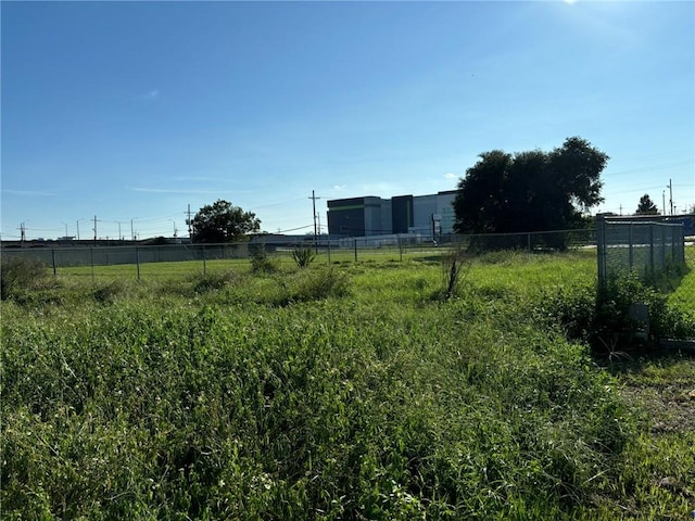 Listing photo 3 for 37841 Marigny St, New Orleans LA 70122