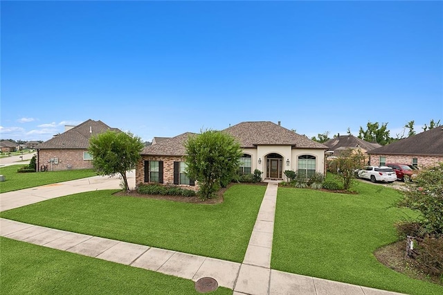 view of front of house with a front yard