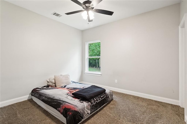 bedroom with carpet and ceiling fan