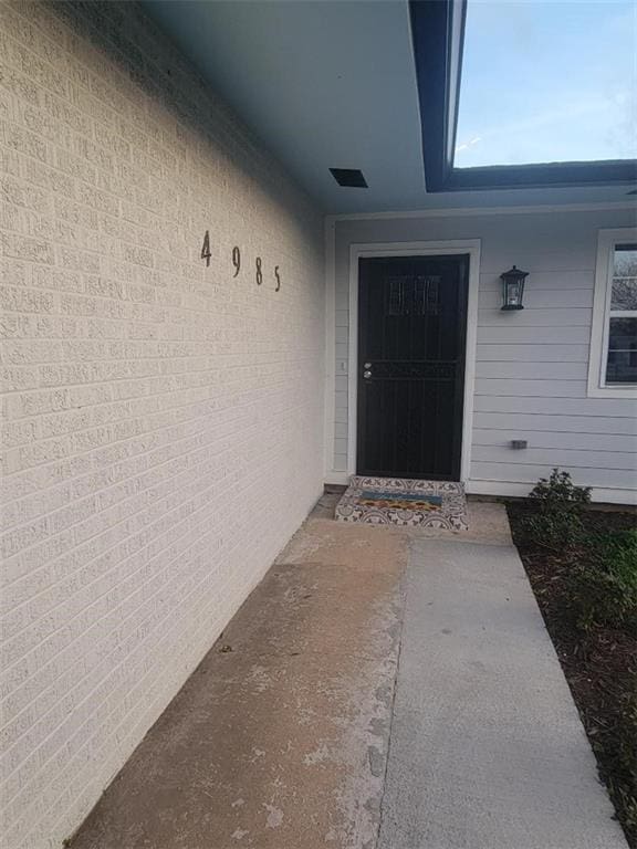 4985 Feliciana Dr, New Orleans, LA 70126 - view of entrance to property