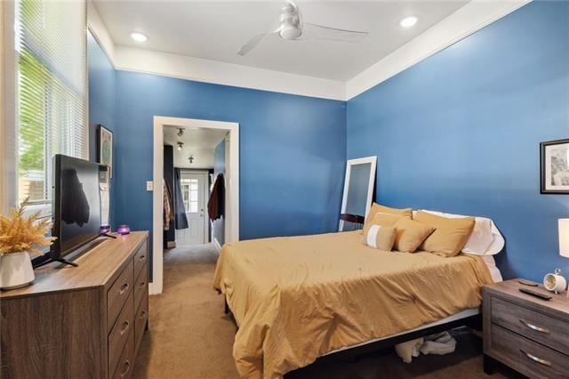 bedroom featuring carpet and ceiling fan