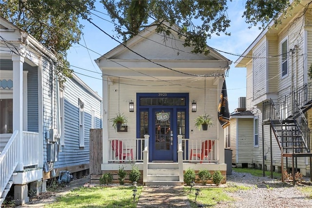 view of front of home featuring covered porch