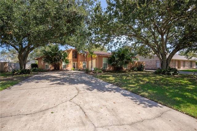 213 Surrey Dr, La Place, LA 70068 - view of front of property with driveway