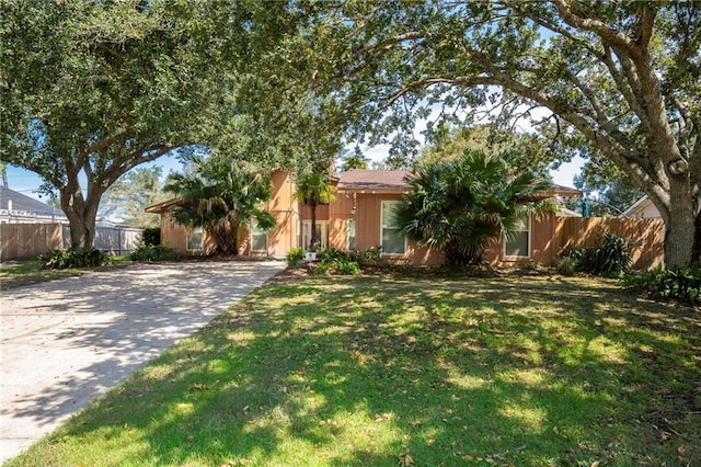213 Surrey Dr, La Place, LA 70068 - view of front of property featuring concrete driveway