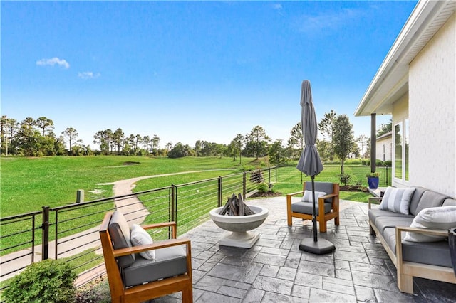 view of patio featuring an outdoor hangout area