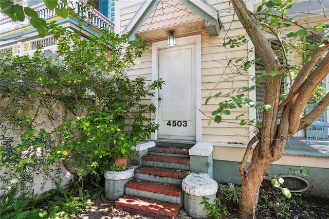 view of property entrance