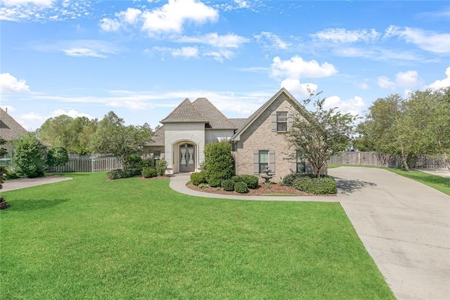 view of front of house with a front yard