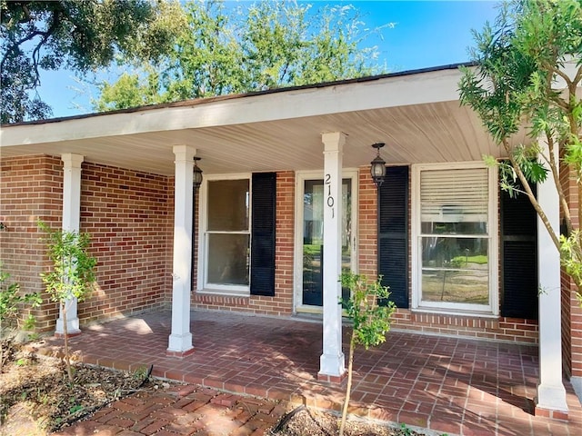 property entrance with a porch