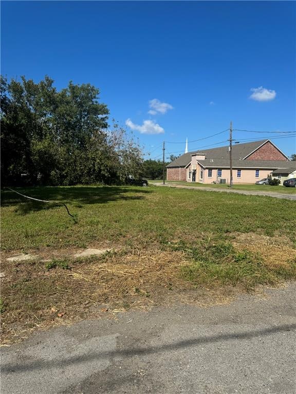 Listing photo 2 for 3233 De Armas St, New Orleans LA 70114