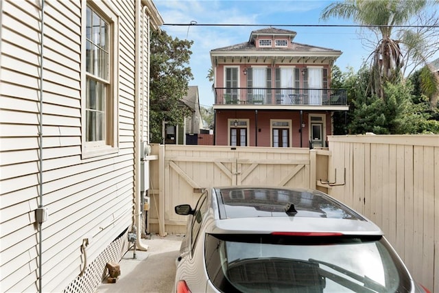 exterior space featuring a balcony