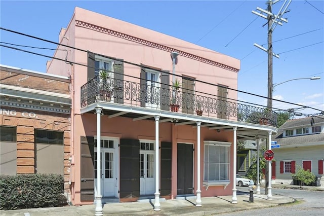 view of building exterior