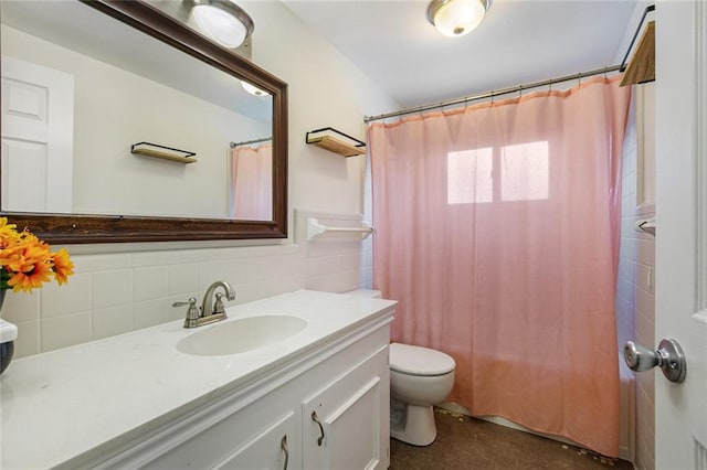 bathroom with tile walls, a shower with shower curtain, backsplash, vanity, and toilet