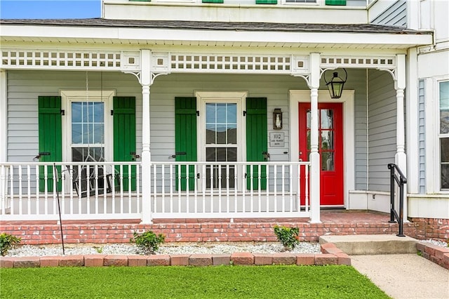 entrance to property with covered porch