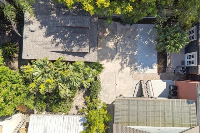 2462 Royal St, New Orleans, LA 70117 - aerial view