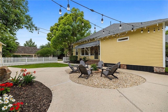 view of patio featuring a fire pit