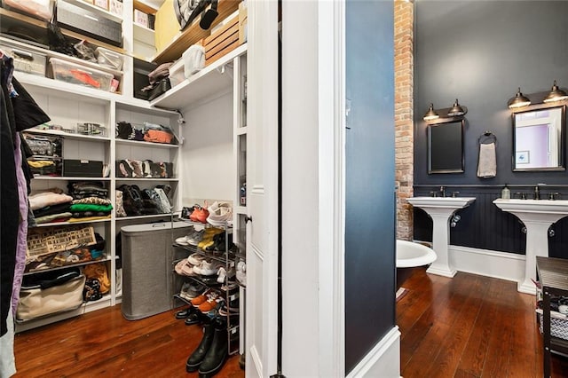 walk in closet featuring wood-type flooring