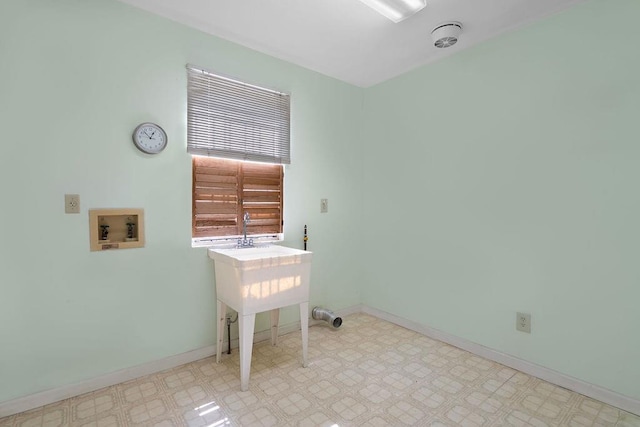 laundry area with washer hookup