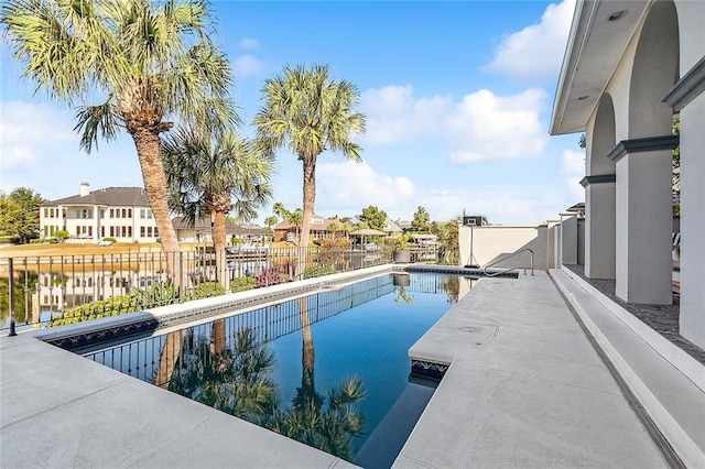 view of swimming pool